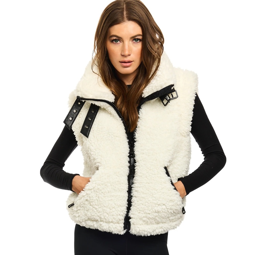 SAM Sherpa Vest in White - Picture 4 of 9
